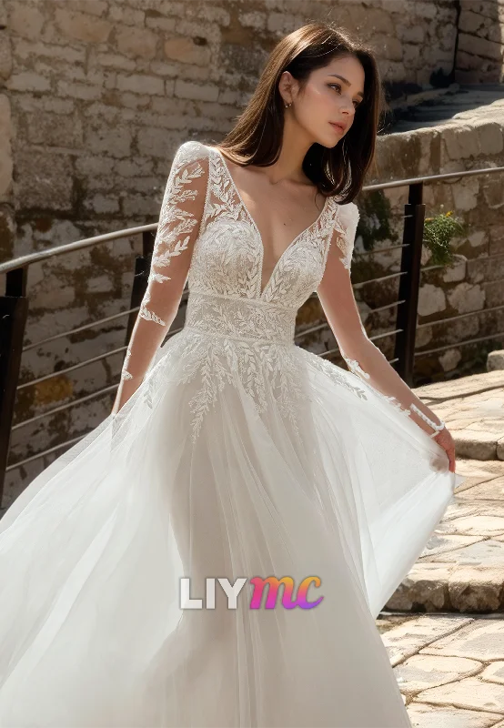 V-Neck Long Sleeves Appliques Tulle A-Line Beach Wedding Dress