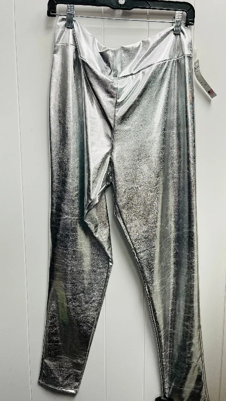 Pants Leggings By Clothes Mentor In Silver, Size: 1x