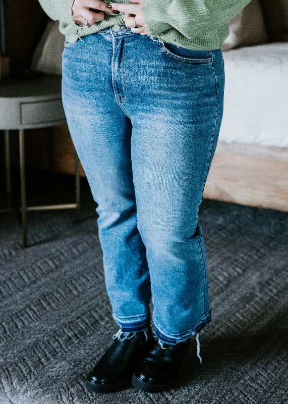 Curvy Bennett Straight Jeans