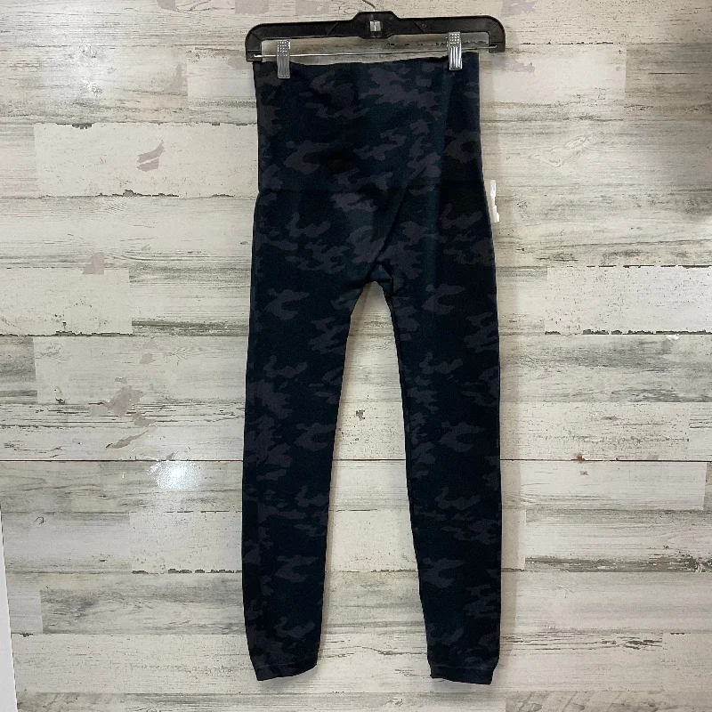 Pants Leggings By Spanx In Camouflage Print, Size: 1x