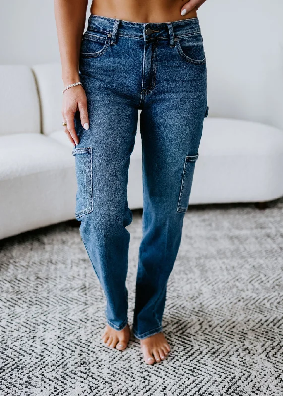 Gloria Cargo Straight Leg Jean