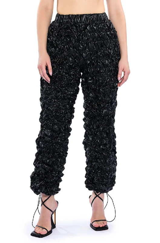 LOSE CONTROL TEXTURED PANTS