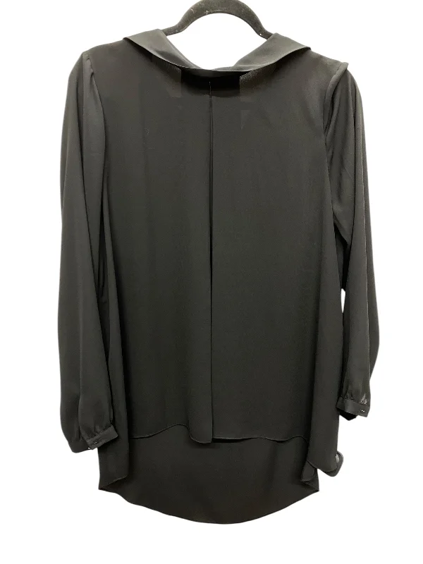 Top Long Sleeve By Vince Camuto In Black, Size: M